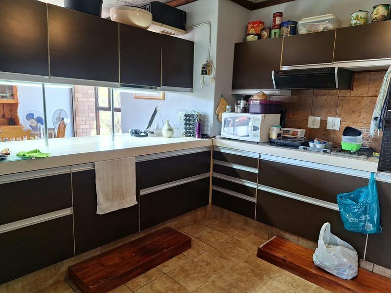5 Bedroom Property for Sale in Wilkoppies North West